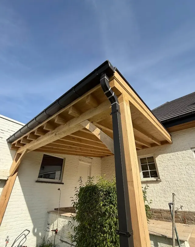 Detail van Totale dakrenovatie met sarking & eiken uitbouw