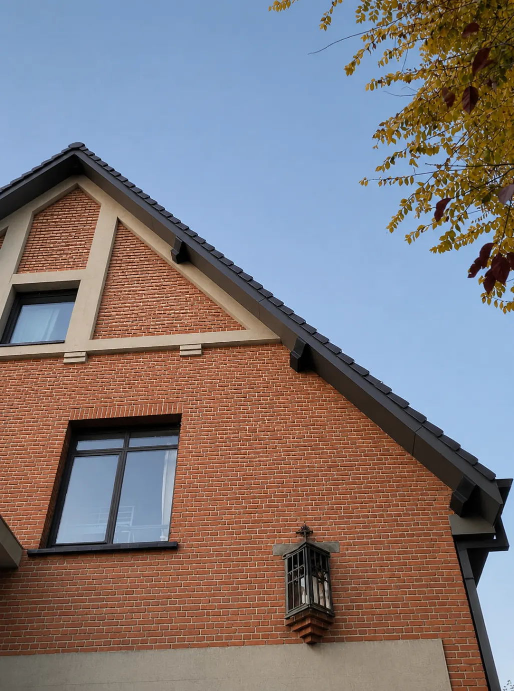 Detail van Volledige dakrenovatie van karaktervol herenhuis